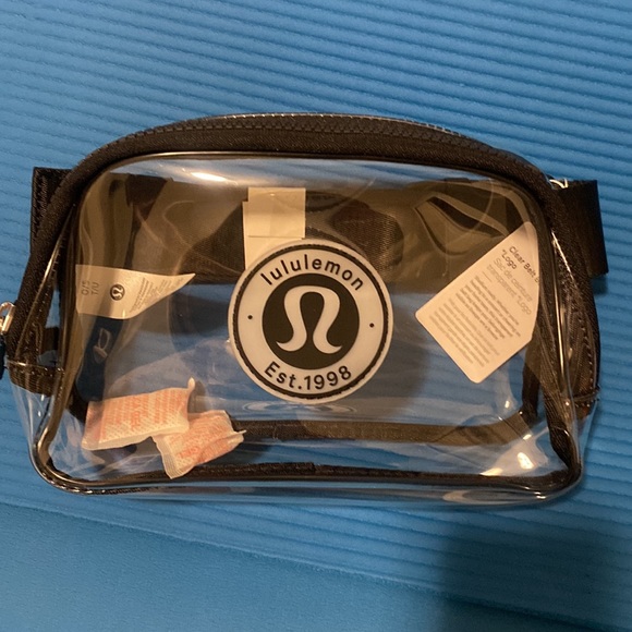 LULULEMON 1L CLEAR BELT BAG - Picture 6 of 9